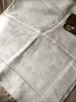 VTG Art Nouveau Damask Linen 35X37”Tablecloth TULIPS Polkadot ￼Floral Hemstitch • $0.99