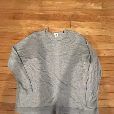 CAbi Women's Gray Long Sleeve Crew Neck Lightweight Sweatshirt Size S • $18