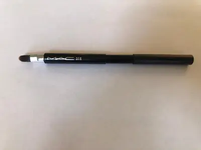 MAC 318 Retractable Lip Brush Synthetic Fibre - NEW IN SLEEVE • $12.99