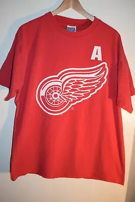 Brendan Shanahan Detroit Red Wings Vtg Jersey T Shirt Tag XL Fits Lg L/XL • $4