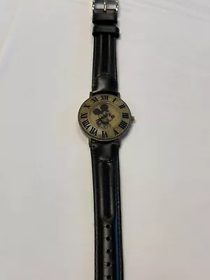 Mickey Mouse Disney Fossil Watch • $0.99