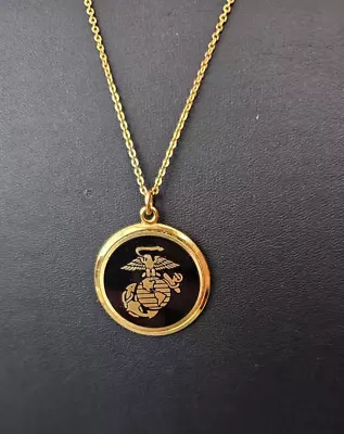 Marine Corps Medal Pendant Necklace   18  • $4.25