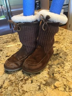 Ugg Women's Suburb 5124 Brown Boots Crocheted Leather Sheepskin Lined Size 6 • $24.99