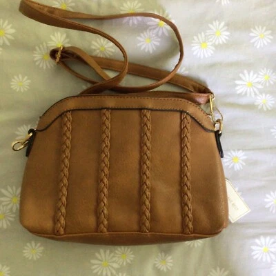£0.99 • Buy Tan Cross Body Bag