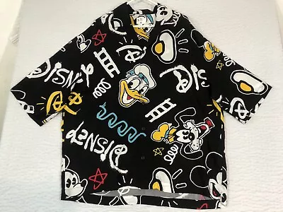 Disney 100 X H&M Large Print All Over Donald Duck/Goofy Men’s Size Large. • $35