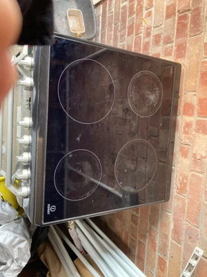 £250 • Buy Electric Cooker