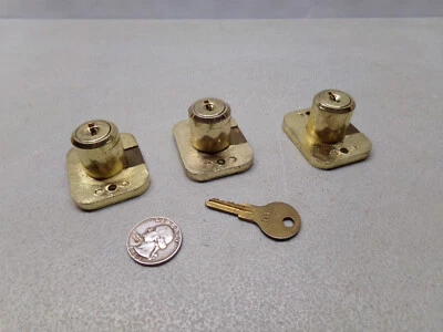 $21 • Buy 3 Vintage Unused Yale Locks Window? Cabinet? With 1 Key - To Rule Them All