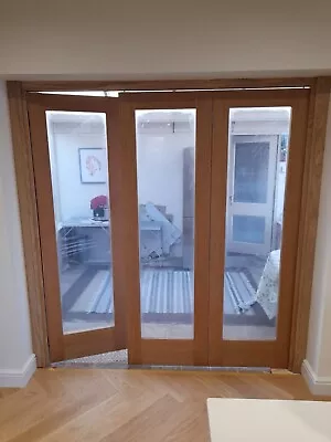 Internal Oak Finished Shaker Bi-fold Doors Clear Glass Panel X 3 And Architrave • £300