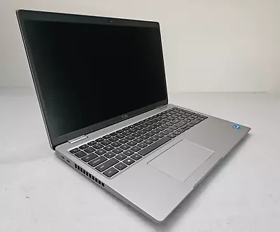 DELL LATITUDE 5520 15.6'' I5-1135G7 8GB 256GB SSD • $539