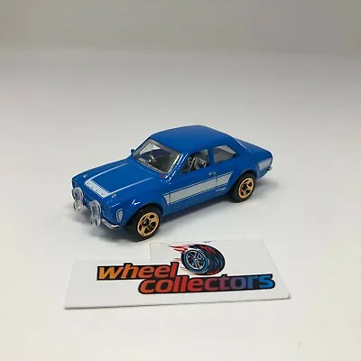 1970 Ford Escort RS1600 * Hot Wheels Diorama 1:64 Scale * F116 • $5.99