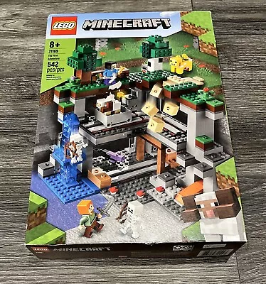 BRAND NEW SEALED LEGO Minecraft 21169 - The First Adventure - 542 Pcs • $46.99