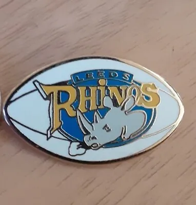£2.49 • Buy Leeds Rhinos Rugby 🏉 League Badge