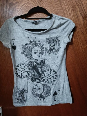£12 • Buy Queen Of Hearts Wonderland T Shirt Good Condition Size 10 👸👑❤️
