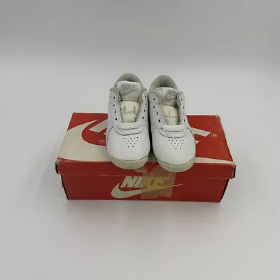 Vintage Nike Baby Shoes - 1985 Size 8 Children • $15