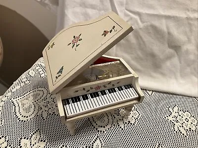 Vintage  Baby Grand Piano Painted Jewelry And Music Box Plays Love Story • $12