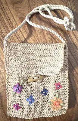 Vintage Cappelli Straworld Envelope/Crossbody Purse With Embroidered Flowers • $17.50