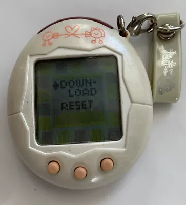 Tamagotchi Connection Pearlescent 2004 Version Rare Bandai Tag Says Ver.2 • £70