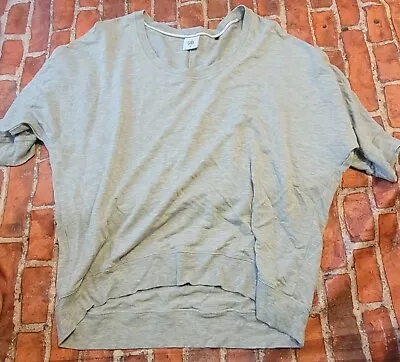 Cabi Womens Gray Shirt Top Sz M Medium • $9.99