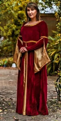 Women's Medieval // Renaissance Gown // SCA LARP Cosplay // History Reenactments • $89.99