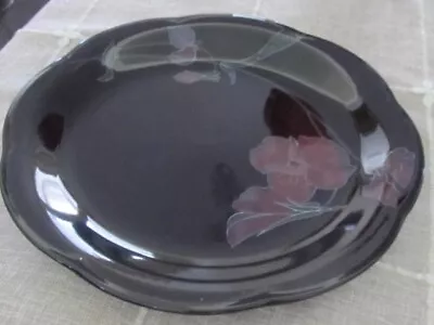 Mikasa Rondo EJ702 Tango Dinner Plate Black Flower Design Scalloped Edges • $5