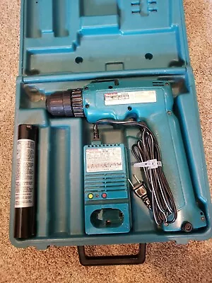 Makita Cordless Driver Drill 6095D 9.6V  DC9700A Fast Charger Set / Free Shipp • $49.90