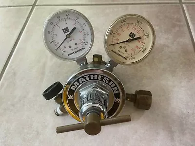 Matheson 8-540 Gas Regulator Dual-gauge Pressure PSI • $19.99