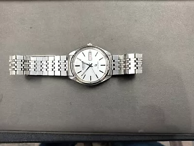 $99 • Buy Citizen Crystron 4-731417Y Day/Date SS Silver Men's Watch Vintage