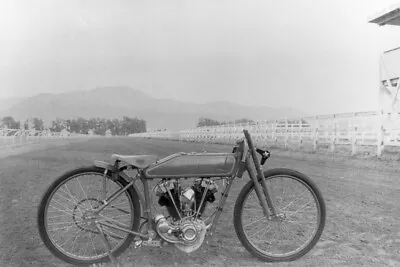 Harley-Davidson 8-valve Racer Photograph 1920 Motorcycle Racing Photo • $5.95