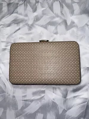 Trish McEvoy Leather Beige MakeUp Planner Cosmetic • $25