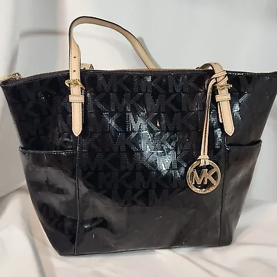 Michael Kors Black Mirror Jet Set Tote • $37.99