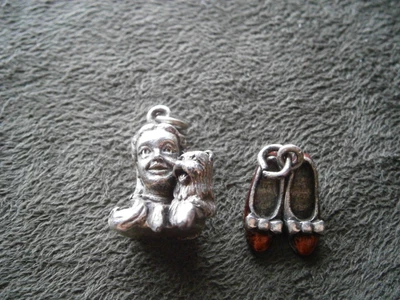 £15.96 • Buy Dorothy Toto And Ruby Slippers Wizard Of Oz Vintage Pewter Charm Pendant ~ 7.7g
