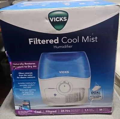 VICKS Filtered Cool Mist Humidifier 24HR Medium Room 1.1 Gal. Capacity VEV400V2 • $30