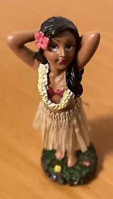 Retro Dashboard Dancing Hula Girl Hawaiian Wiggle Doll 10.5cm • $25