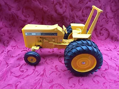 Ertl 1/16 Massey Ferguson 50E Diecast Toy Tractor W/Duals • $44.95