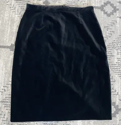 Laura Ashley Women’s 12 Black Velvet Lined Pencil Skirt Knee Length Vintage • $20.50