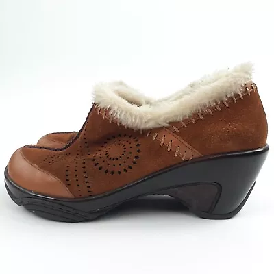 J-41 Capri WJ09 Womens 9 M Clogs Shearling Leather Snowflake Shoes Adventure On • $27.43