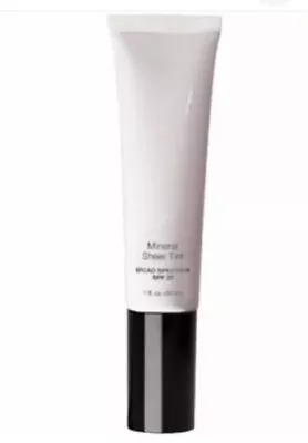 Mineral Sheer Tint Spf 20 Tinted Moisturizer - Medium- Mua Counter Favorite!!! • $19.99