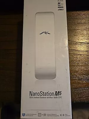 Ubiquiti NanoStation M5 5GHz  16 DBi  Indoor/Outdoor AirMAX CPE • $80