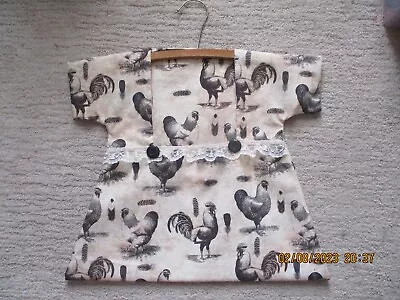 Vintage Style Hanging Clothes Pin Bag--chicken Print On Beige • $14