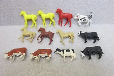 12 O Scale Horses & Cows • $3.89