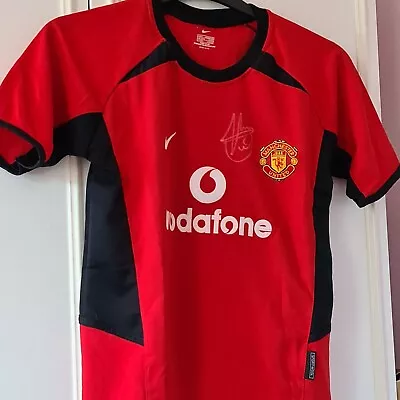 Manchester United Home Shirt Signed 2002-2003 Season • £45