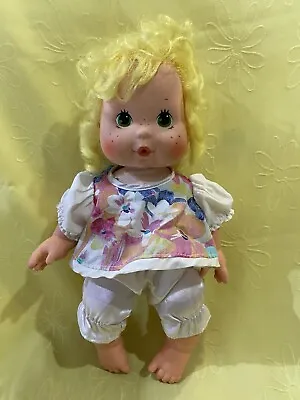 Vintage 1982 Kenner Toys Strawberry Shortcake Lemon Meringue Blow Kiss Baby Doll • $14.99