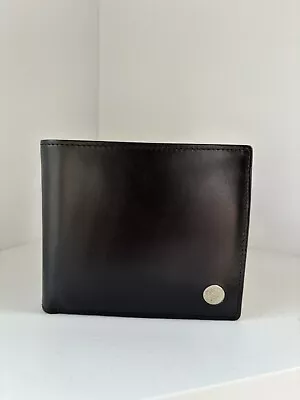 Genuine Versace Men’s Leather Wallet • $350