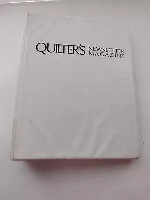 Lot Of  20 Vintage Quilter's Newsletter Magazines In Binder (Lot 32) • $14.99
