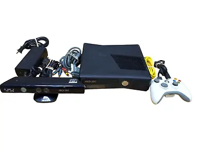 $149.99 • Buy Microsoft Xbox 360 S Slim 320 GB Model 1439 Console W/ Controller Kinect & Cords