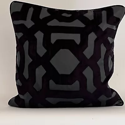 Z GALLERIE PILLOW COVER 22x22 • $31