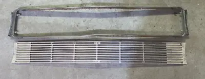 Valiant Vg Vip Grill Center  • $300