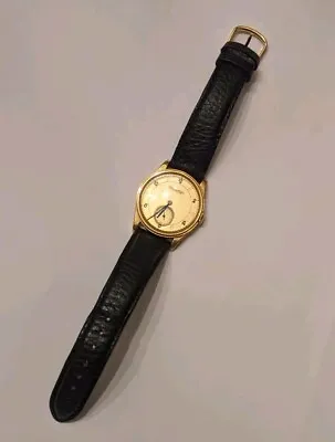 Vintage S/B International Watch Co. 14K Yellow Gold Hand Winding Watch • $1600