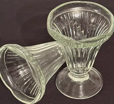 Vintage Old Fashion Ice Cream Sundae Parfait Tulip Footed Glass Set Of (2) • $10