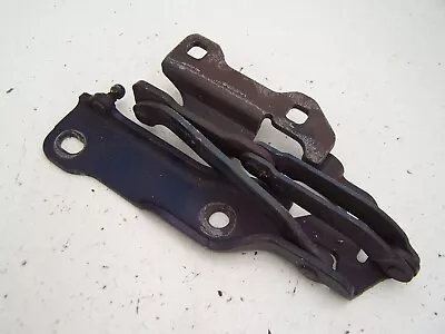 Jaguar XJ8 Front Passenger Side Bonnet Hinge (2003-2006) • £24